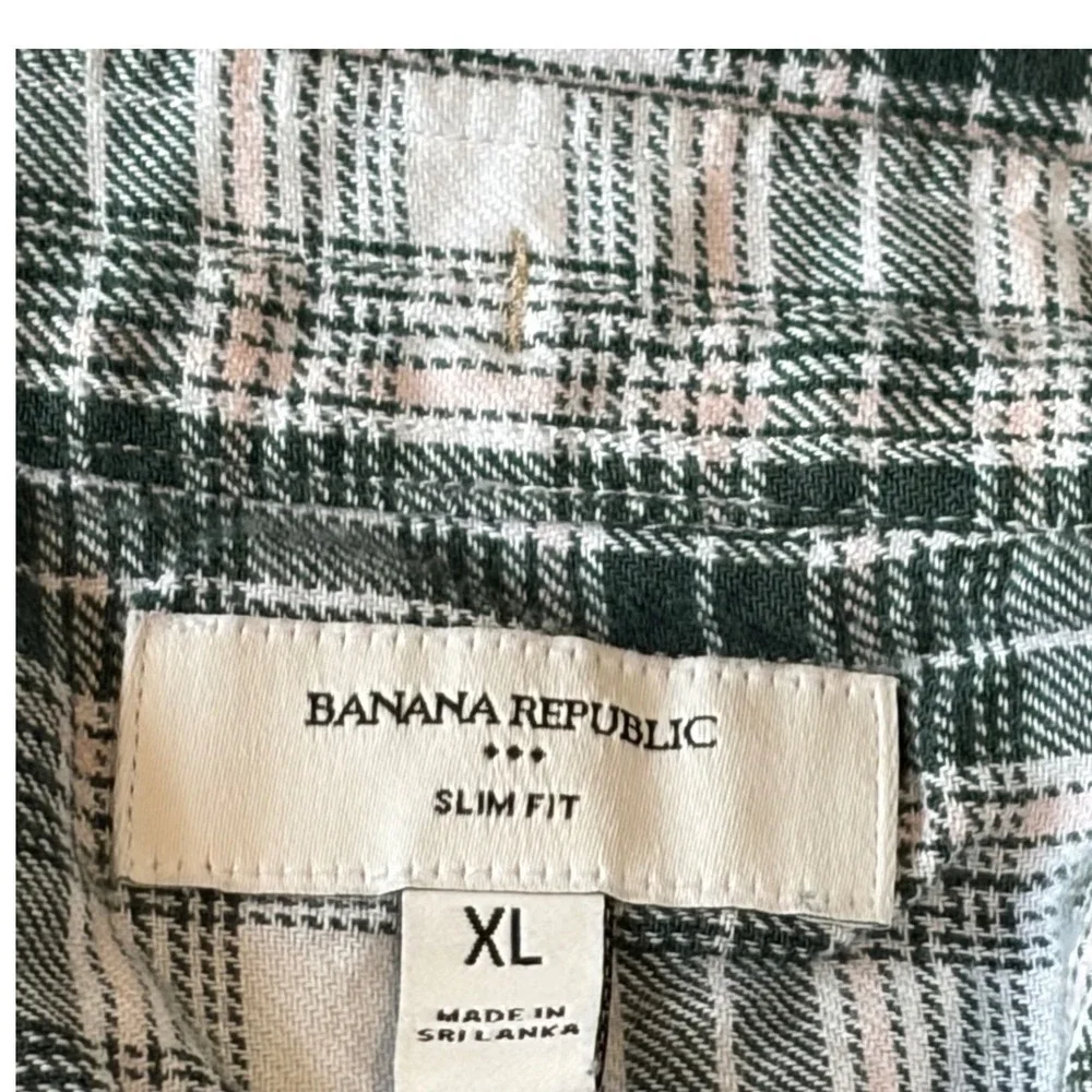 Banana Republic XL Slim Fit Plaid Button Down Shirt Green Light pink Long Sleeve